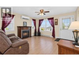 104 Colton, photo 4