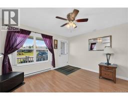 104 Colton, photo 6