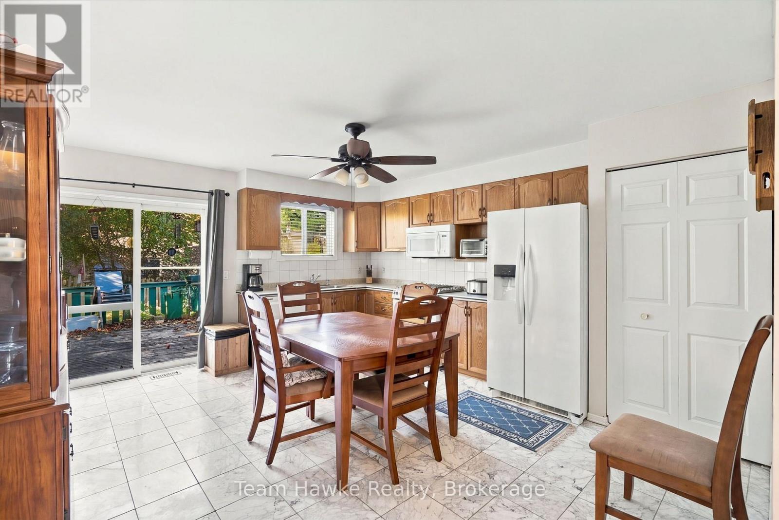 464 West Street, Tay photo 11