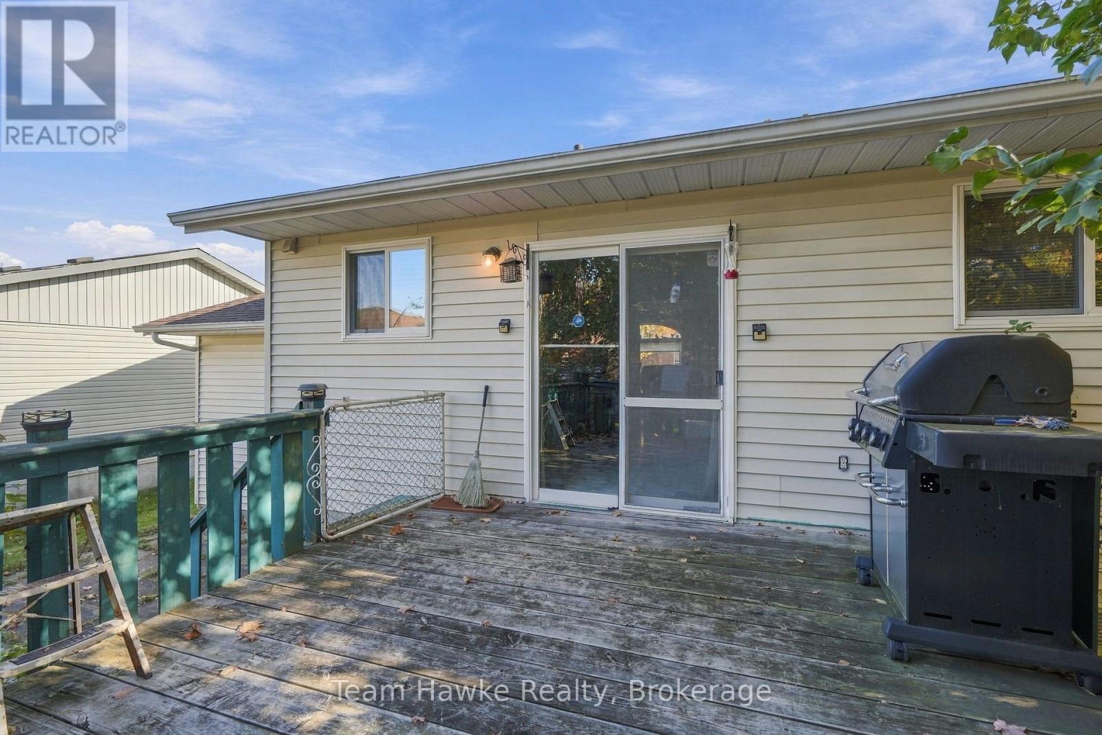 464 West Street, Tay photo 33