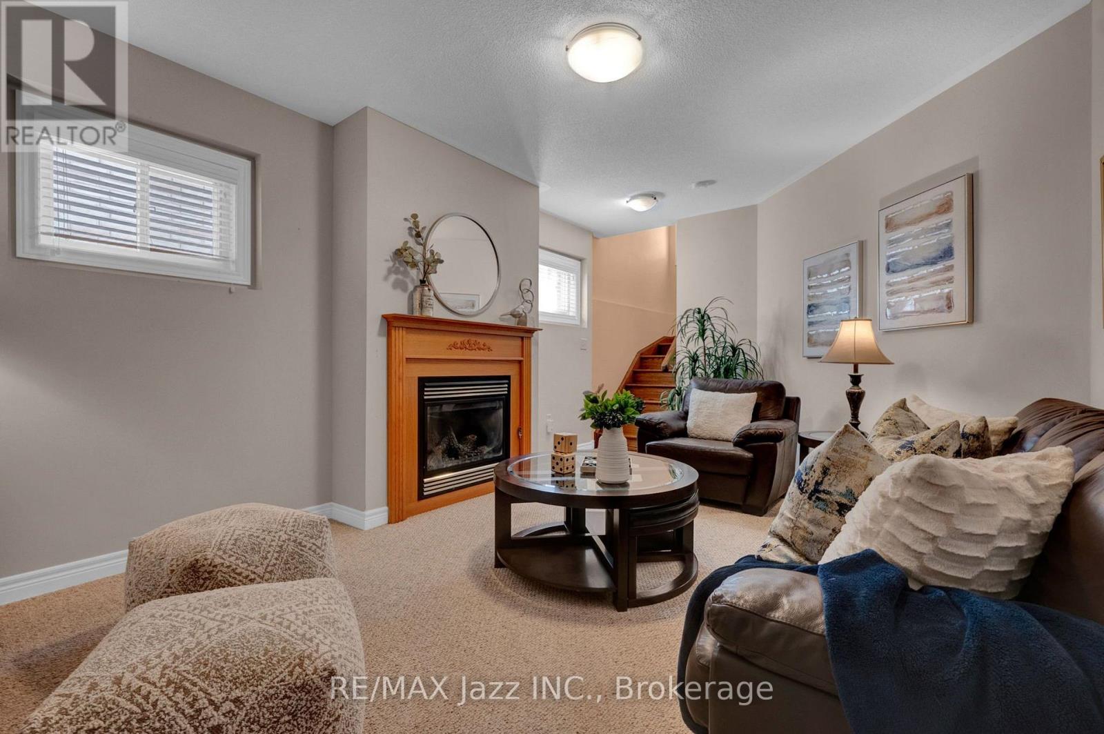 128 Nelson Street, Clarington, ON photo 31