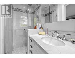 44 Ridge Hill Drive, Toronto, ON M6C2J4 Photo 13