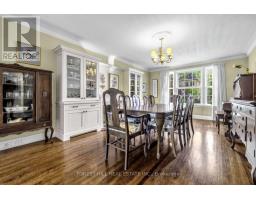 Kitchen - 44 Ridge Hill Drive, Toronto, ON M6C2J4 Photo 6