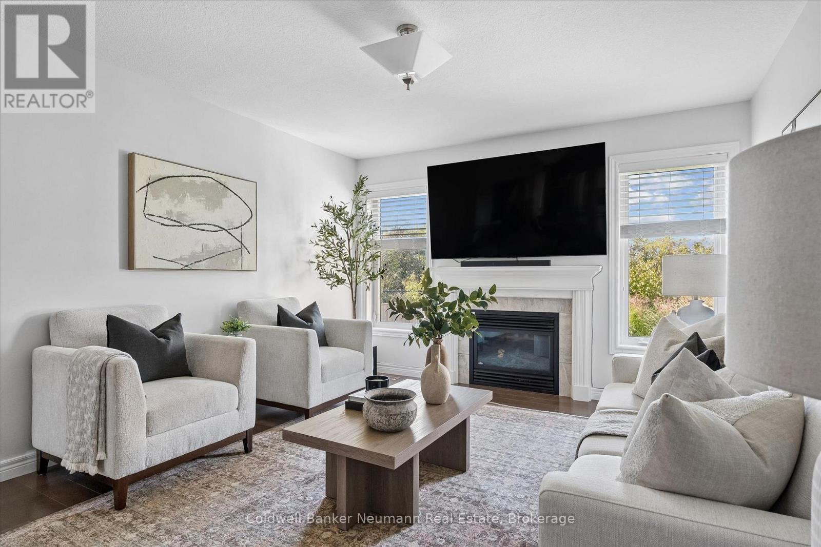 112 DAWES AVENUE - 12