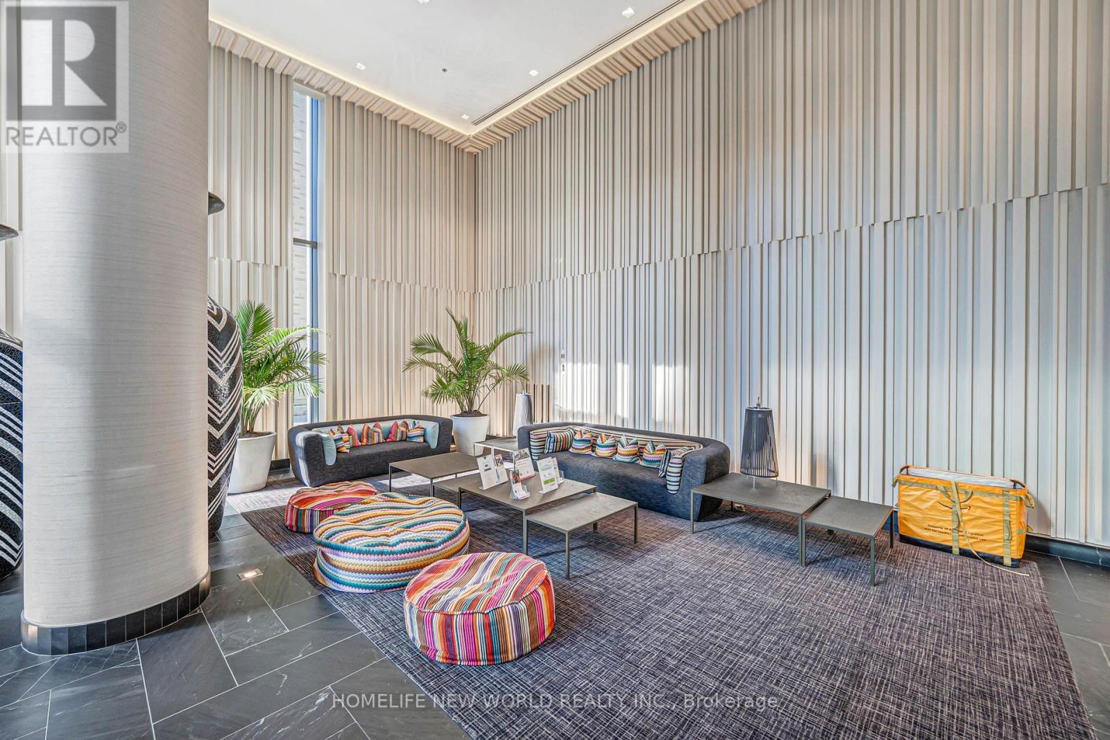 5603- 42 Charles Street East, Toronto, ON photo 3