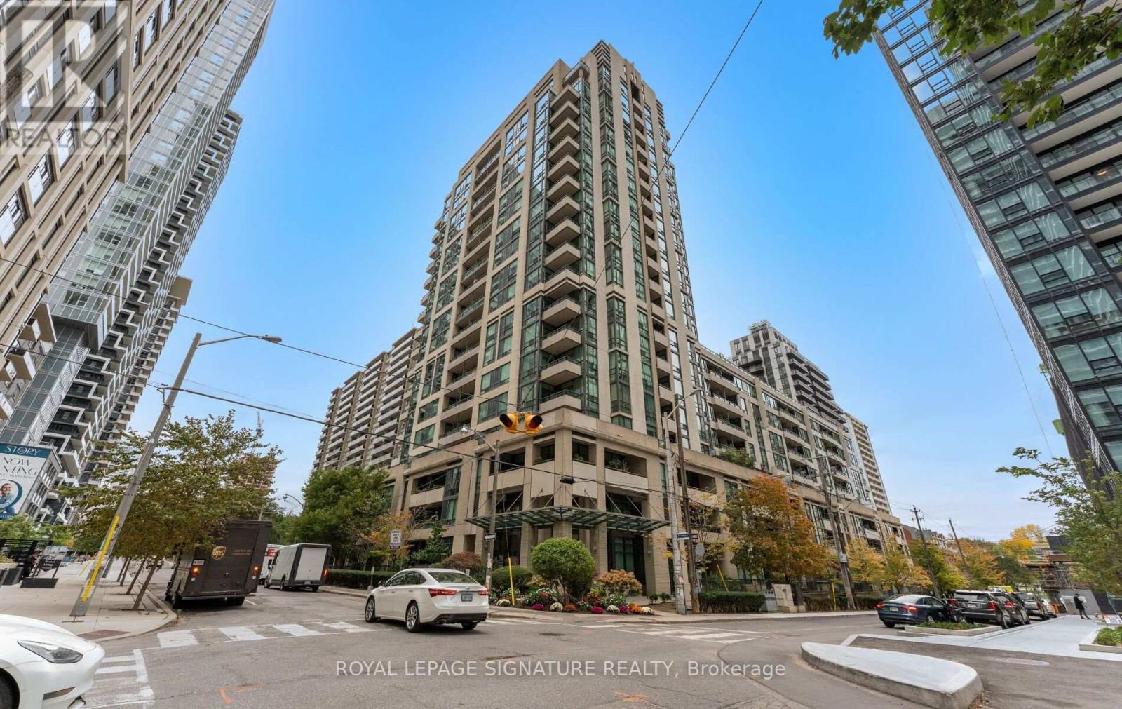 206- 88 Broadway Avenue, Toronto, ON photo 1