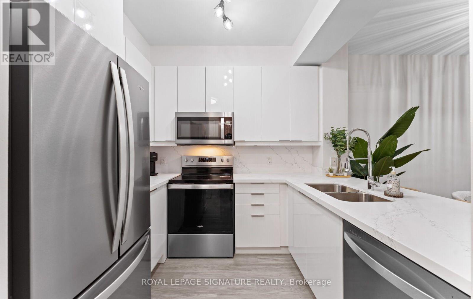 206- 88 Broadway Avenue, Toronto, ON photo 20