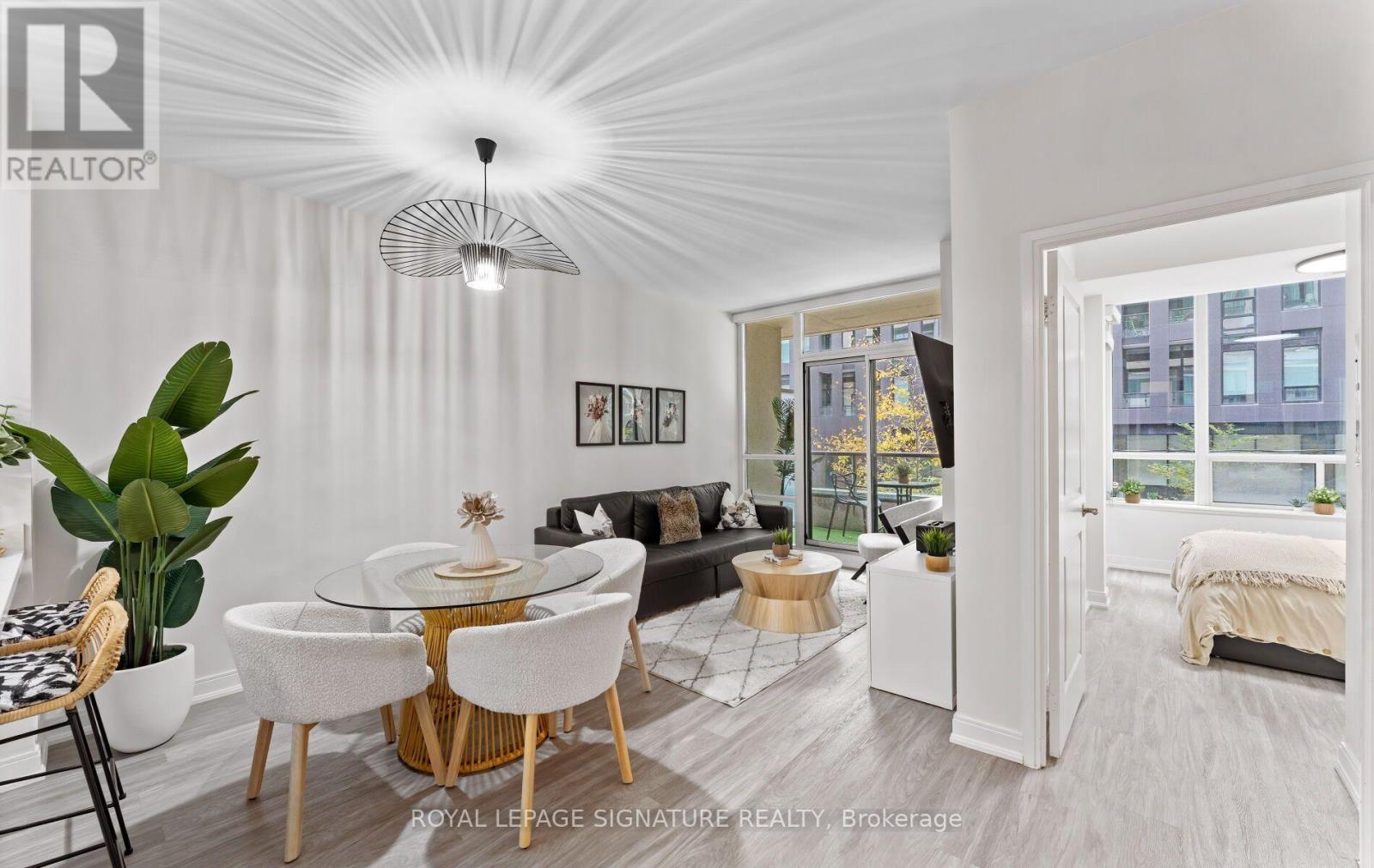 206- 88 Broadway Avenue, Toronto, ON photo 6