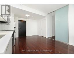 1401 - 33 Charles Street E, Toronto, ON M4Y0A2 Photo 11