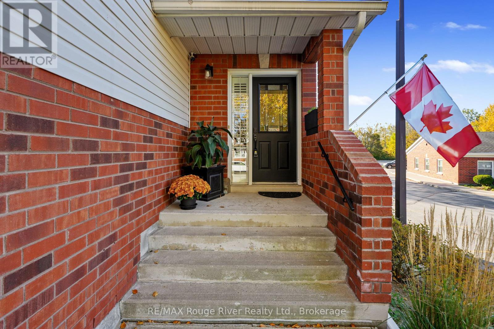 49 Ballantine Street, Cobourg, ON photo 6