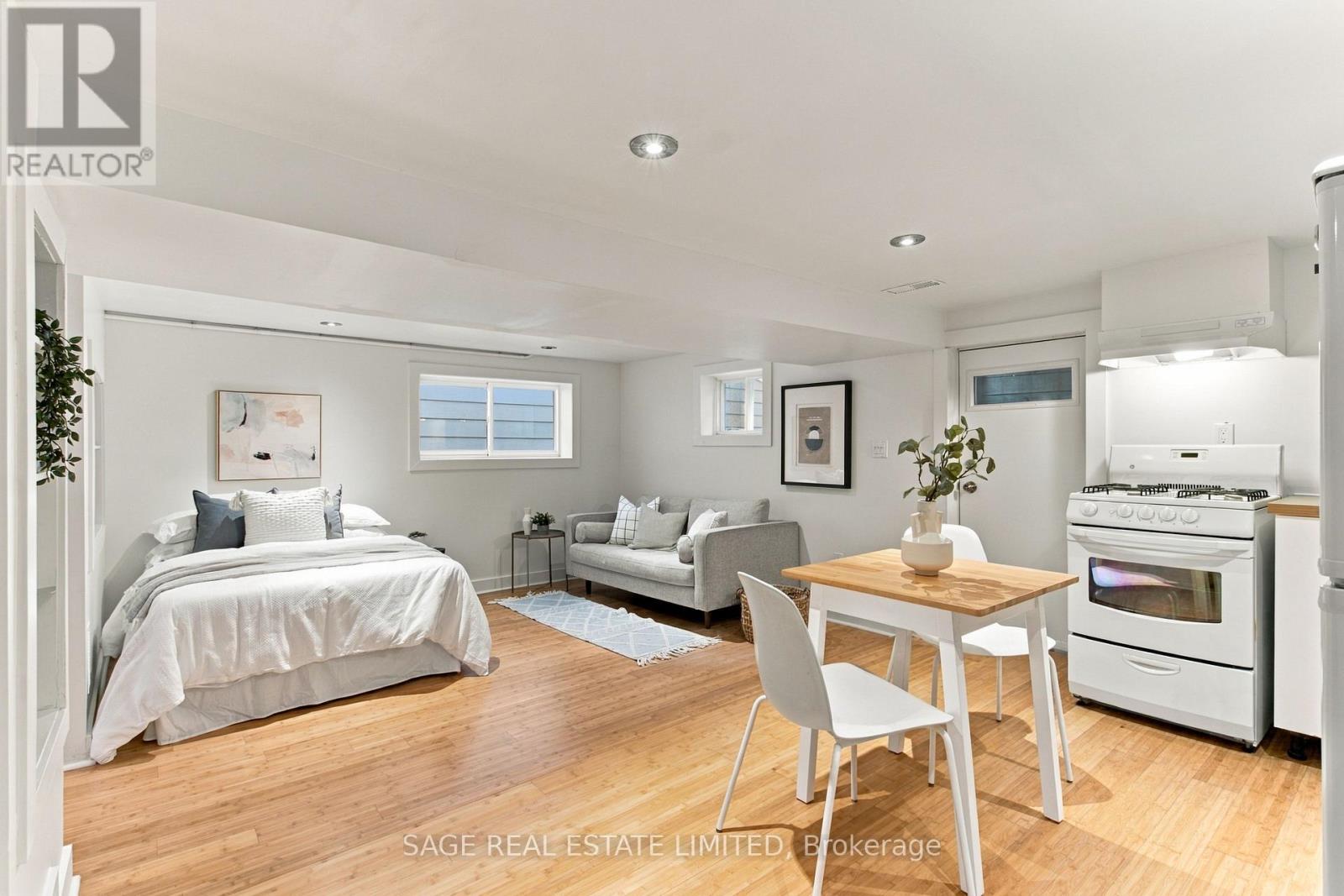 272 Highfield Road, Toronto, ON photo 34