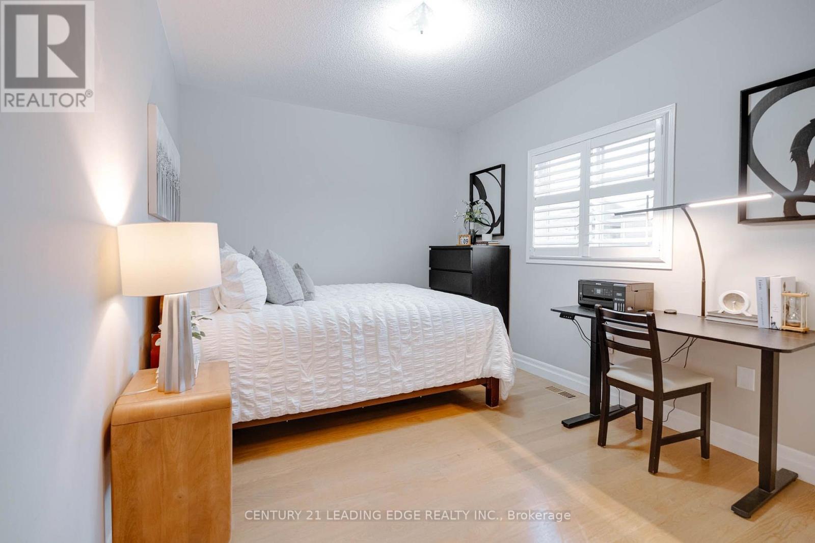 33 Neill Avenue, Whitby, ON photo 24