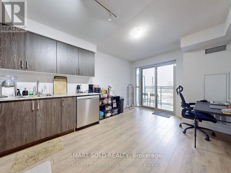 329- 20 Meadowglen Place, Toronto, ON photo 10