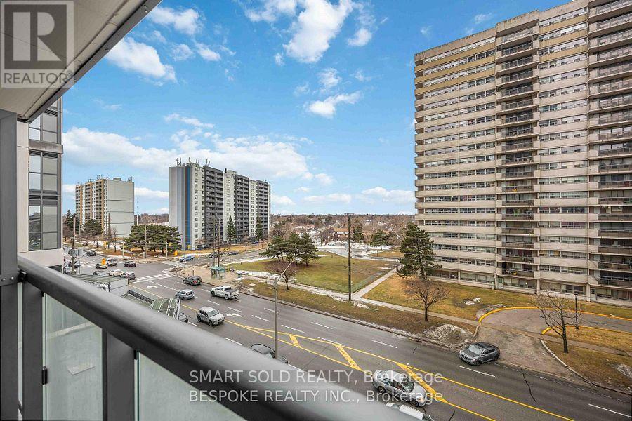 329- 20 Meadowglen Place, Toronto, ON photo 12