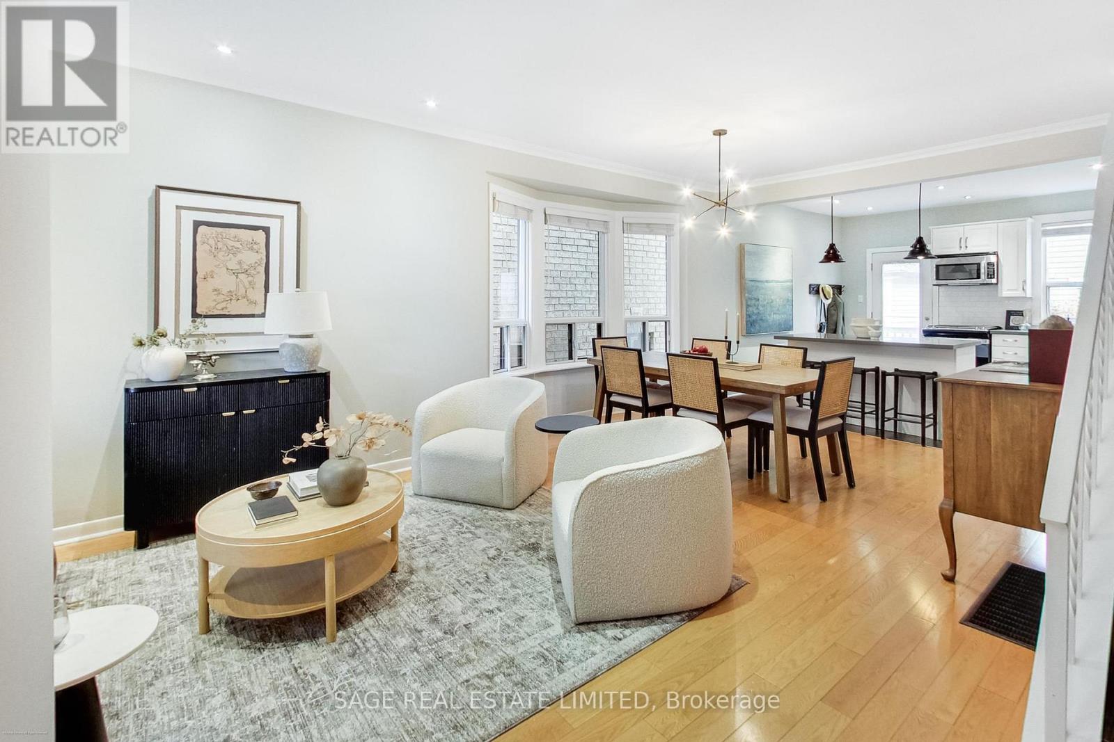 346 Leslie Street, Toronto, ON photo 3