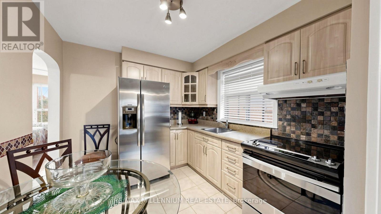 1159 WOODBINE AVENUE - 15