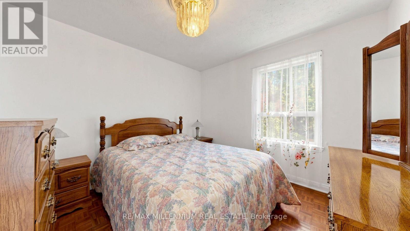 1159 WOODBINE AVENUE - 23