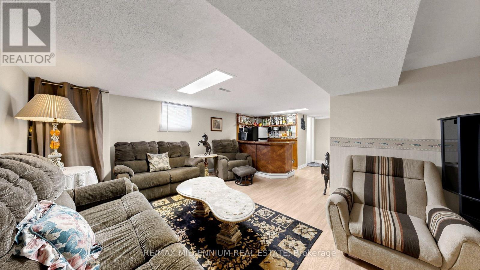 1159 WOODBINE AVENUE - 26