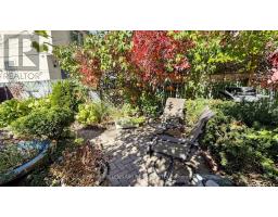 1159 Woodbine Avenue, Toronto, ON M4C4C6 Photo 47