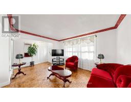 1159 Woodbine Avenue, Toronto, ON M4C4C6 Photo 9