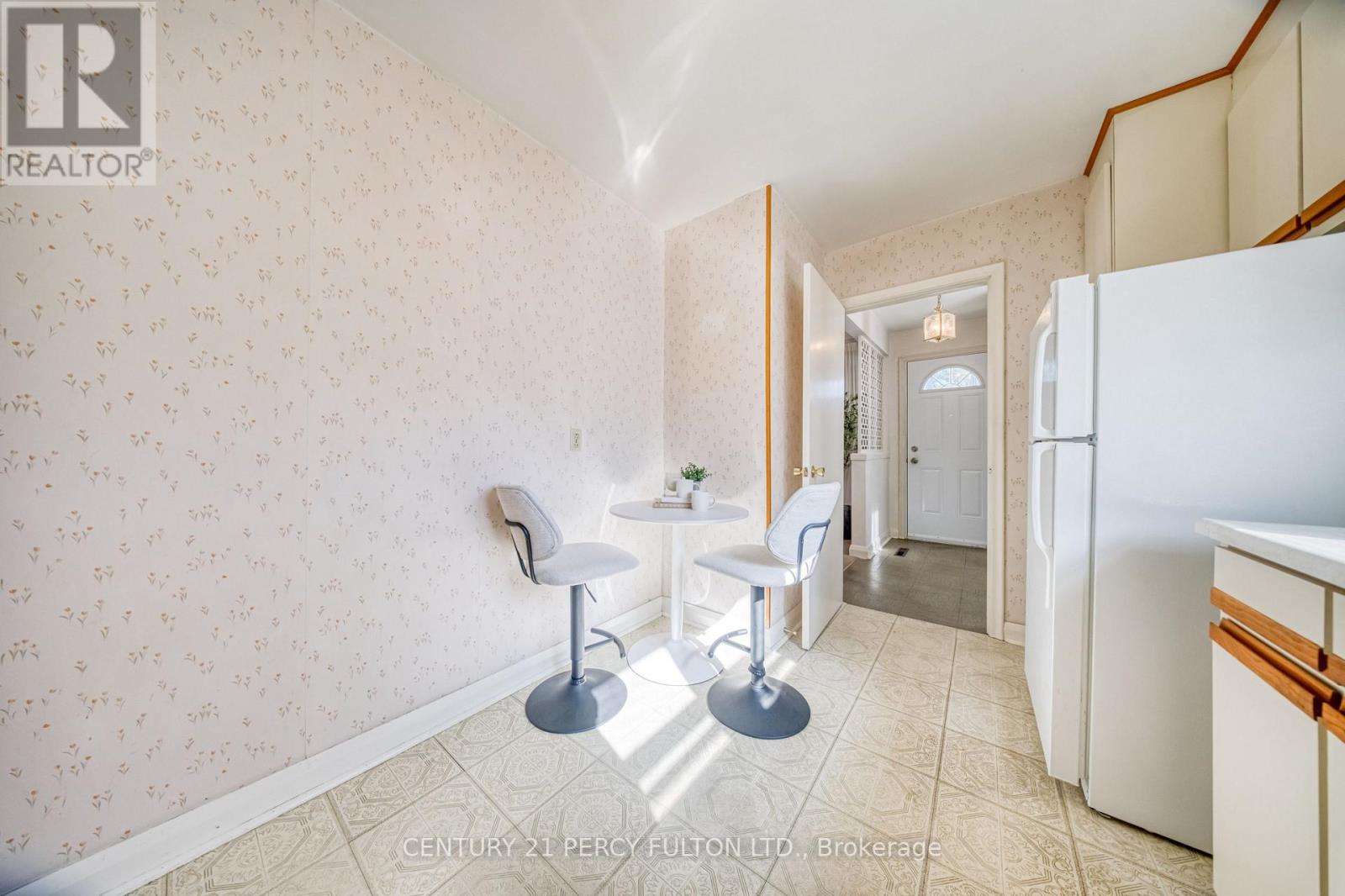 78 Gilroy Drive, Toronto, ON photo 8