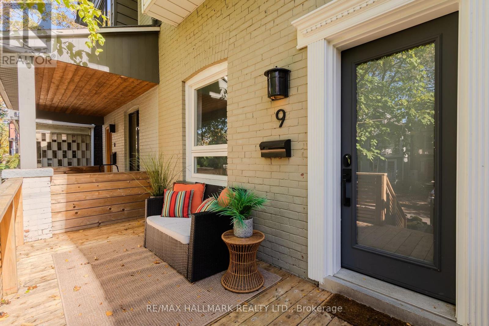 9 Prust Avenue, Toronto, ON photo 2