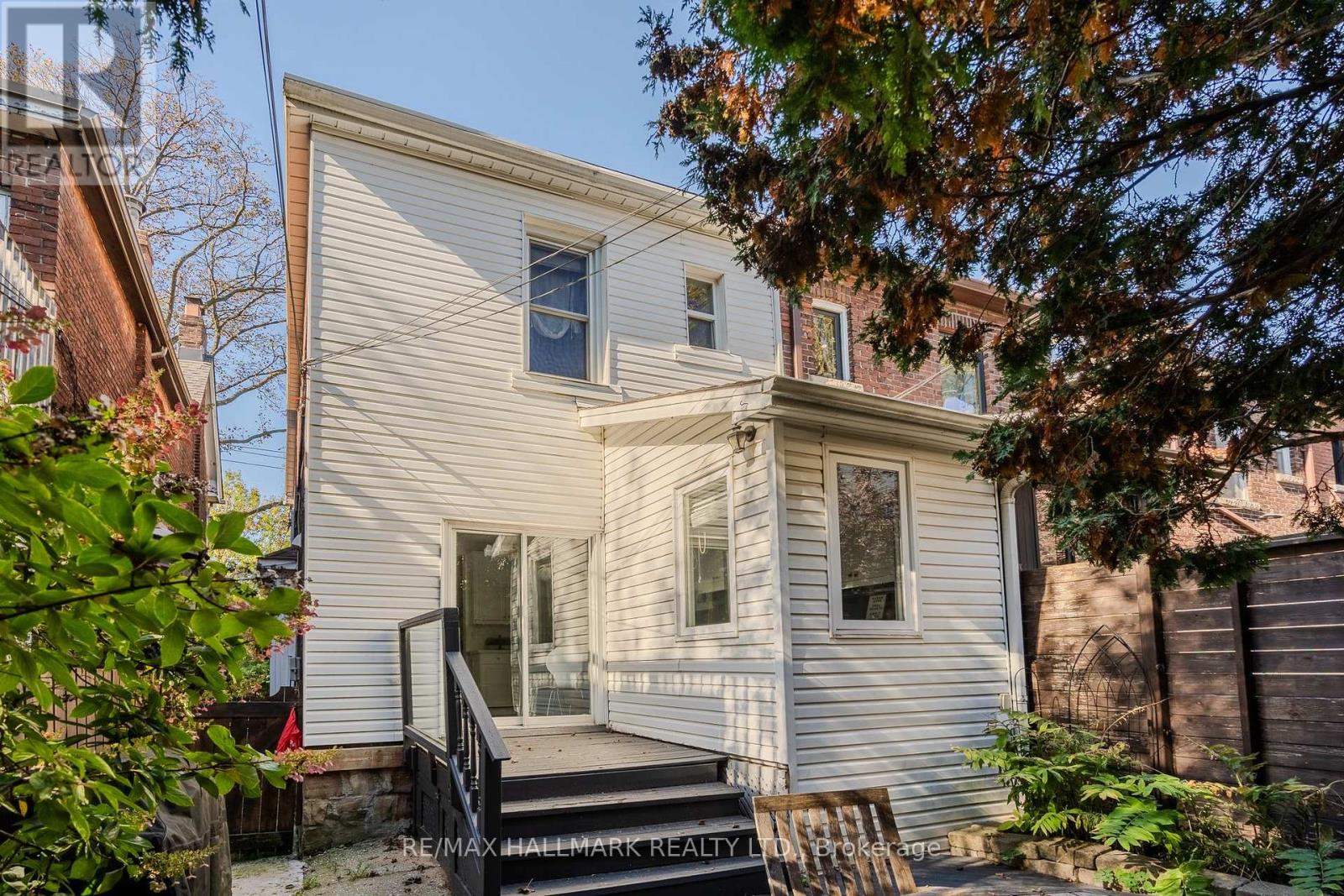 9 Prust Avenue, Toronto, ON photo 29