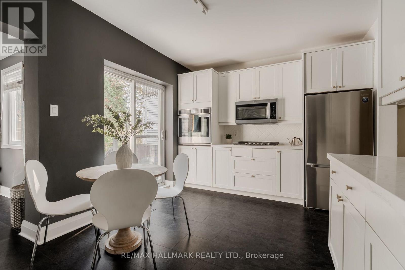 9 Prust Avenue, Toronto, ON photo 9