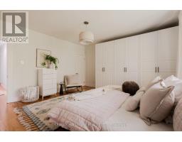 9 Prust Avenue, Toronto, ON M4L2M7 Photo 15