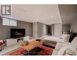 9 Prust Avenue, Toronto, ON M4L2M7 Photo 23