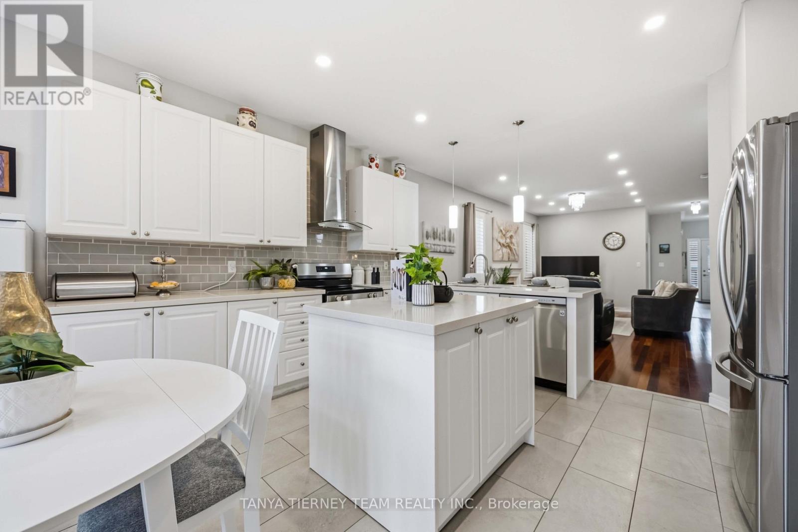 47 Mikayla Crescent, Whitby, ON photo 26