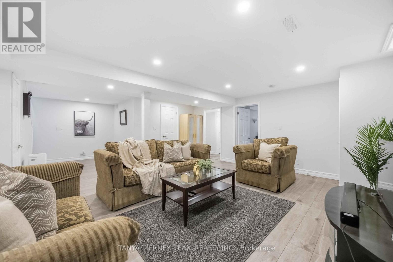 47 Mikayla Crescent, Whitby, ON photo 34