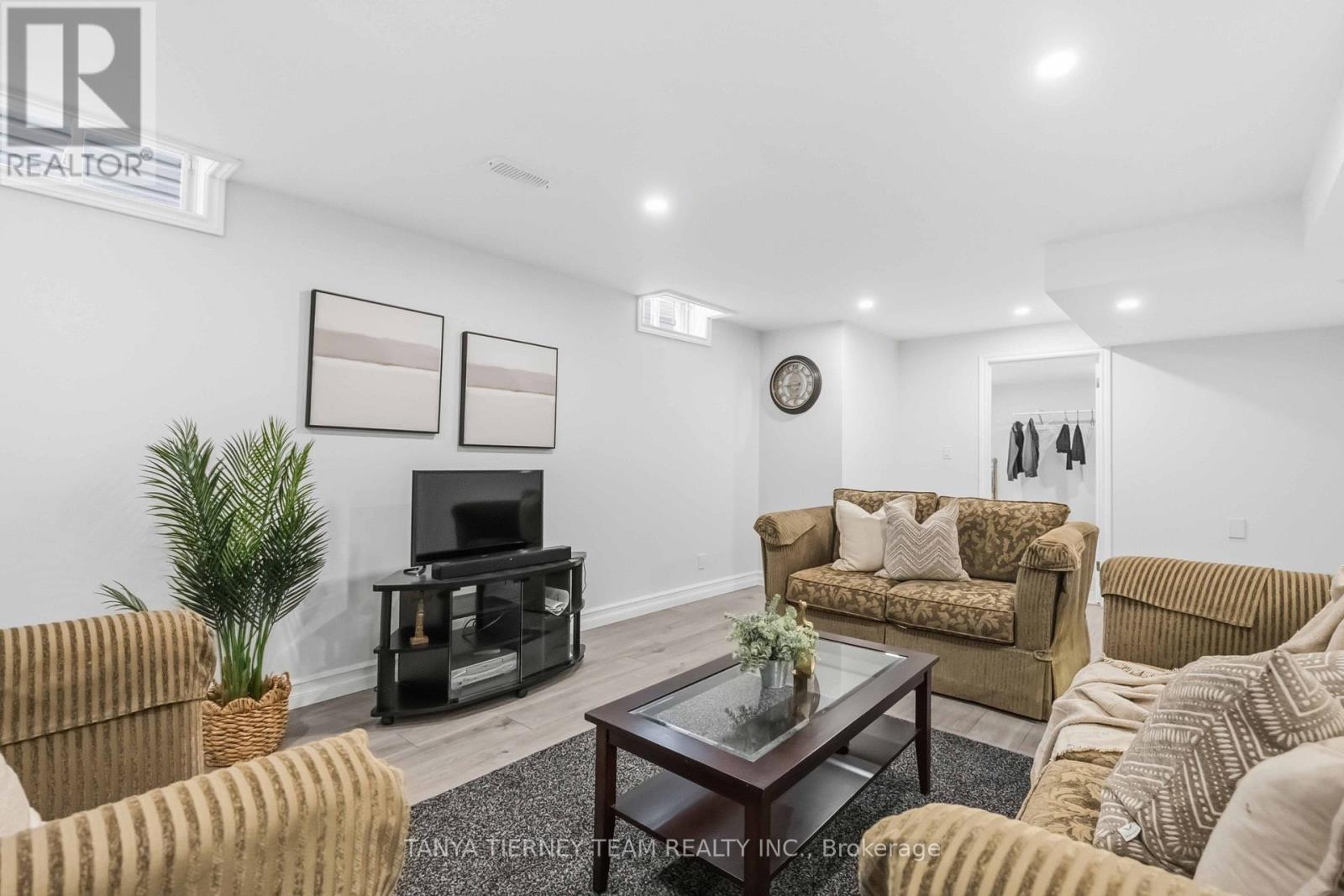 47 Mikayla Crescent, Whitby, ON photo 37