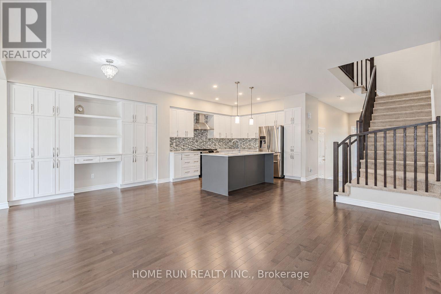 3 Bed, 3 Bath Townhouse for Sale in Ottawa – 785 CAIRN CRESCENT, Ottawa – MLS# X14101404 - Image 18
