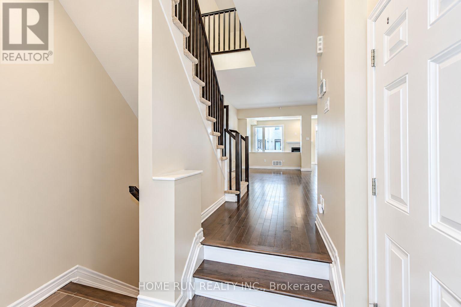 3 Bed, 3 Bath Townhouse for Sale in Ottawa – 785 CAIRN CRESCENT, Ottawa – MLS# X14101404 - Image 6