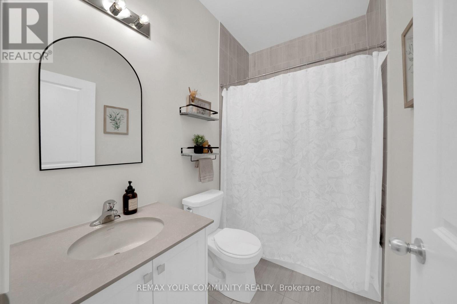 104 Holyrood Crescent, Vaughan, ON photo 33