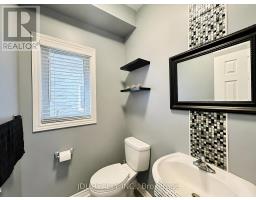 36 Laurelbank Crescent, Georgina, ON L4P4H7 Photo 12