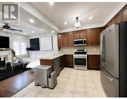 36 Laurelbank Crescent, Georgina, ON L4P4H7 Photo 8
