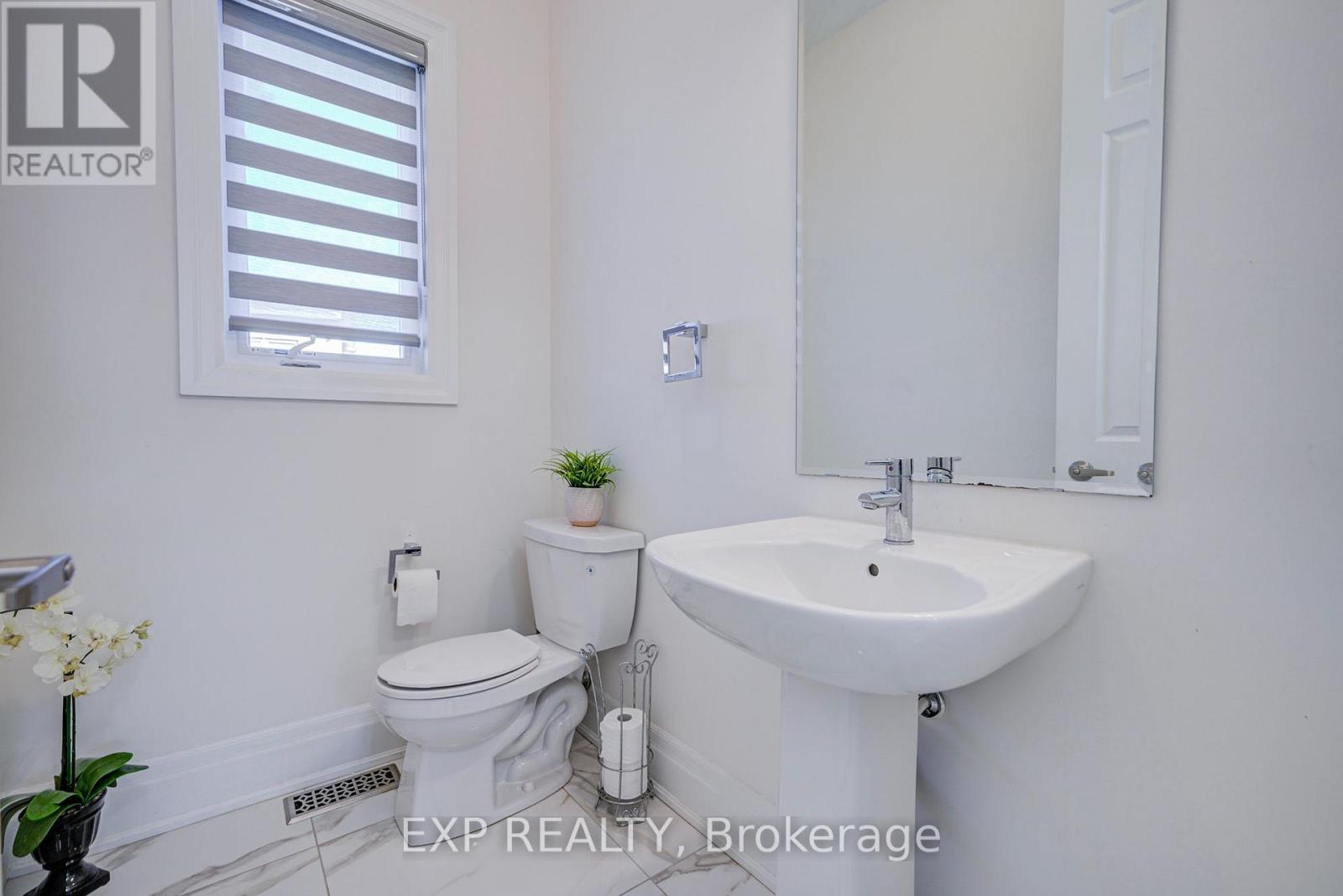 2 Pietrowski Drive, Georgina, ON photo 20