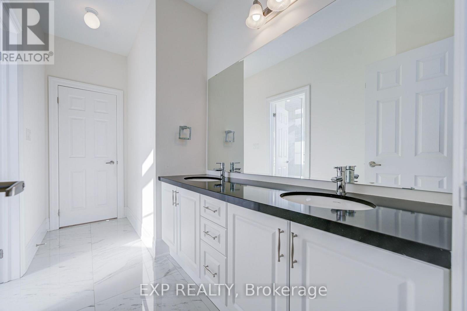 2 Pietrowski Drive, Georgina, ON photo 33