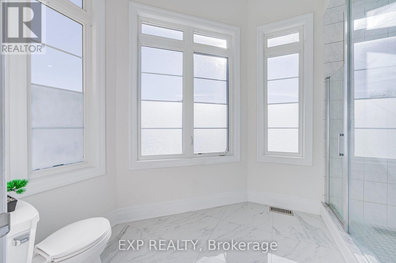2 Pietrowski Drive, Georgina, ON photo 34