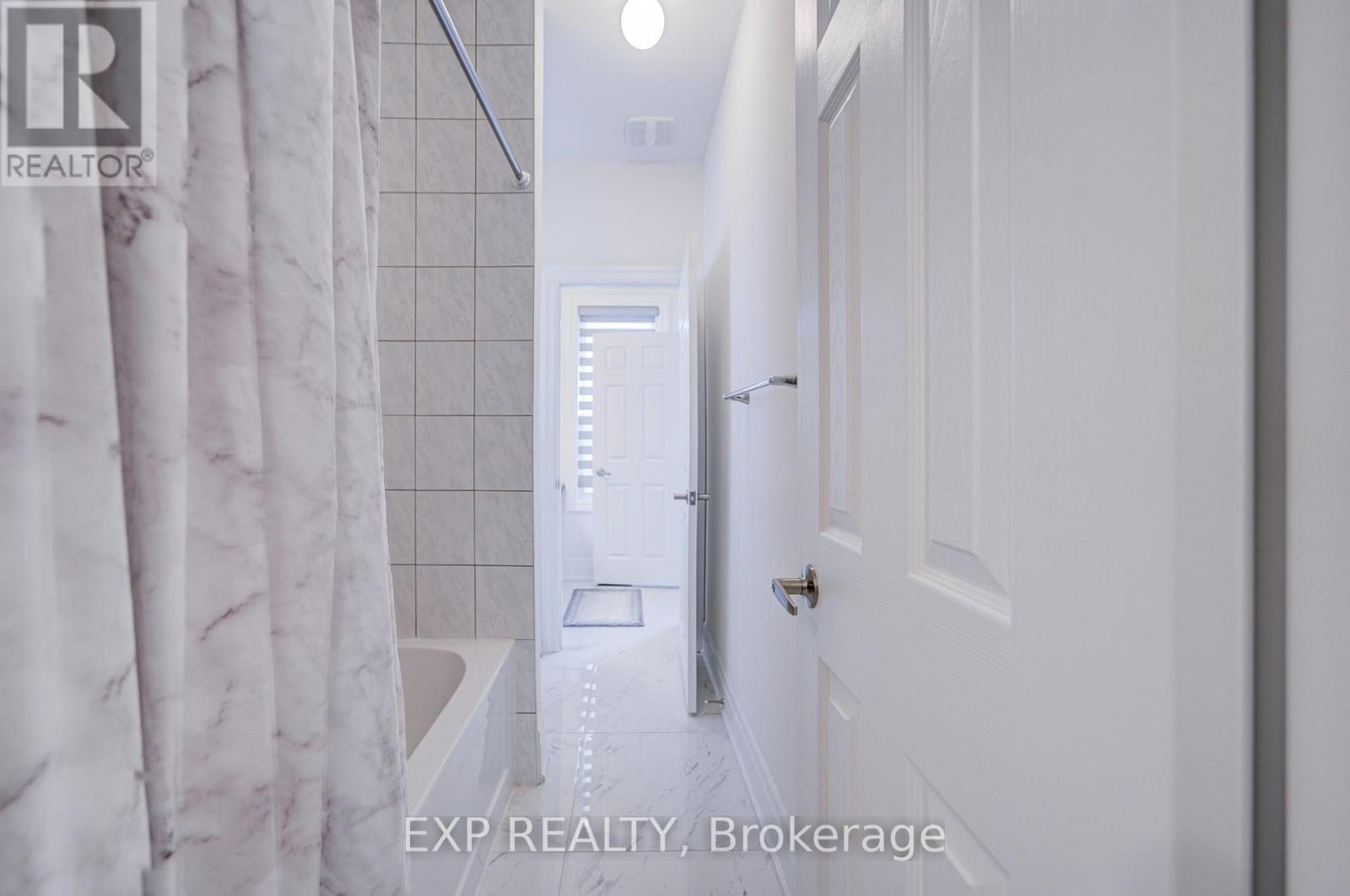 2 Pietrowski Drive, Georgina, ON photo 42