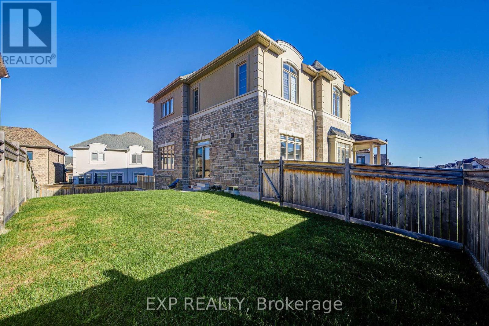 2 Pietrowski Drive, Georgina, ON photo 47