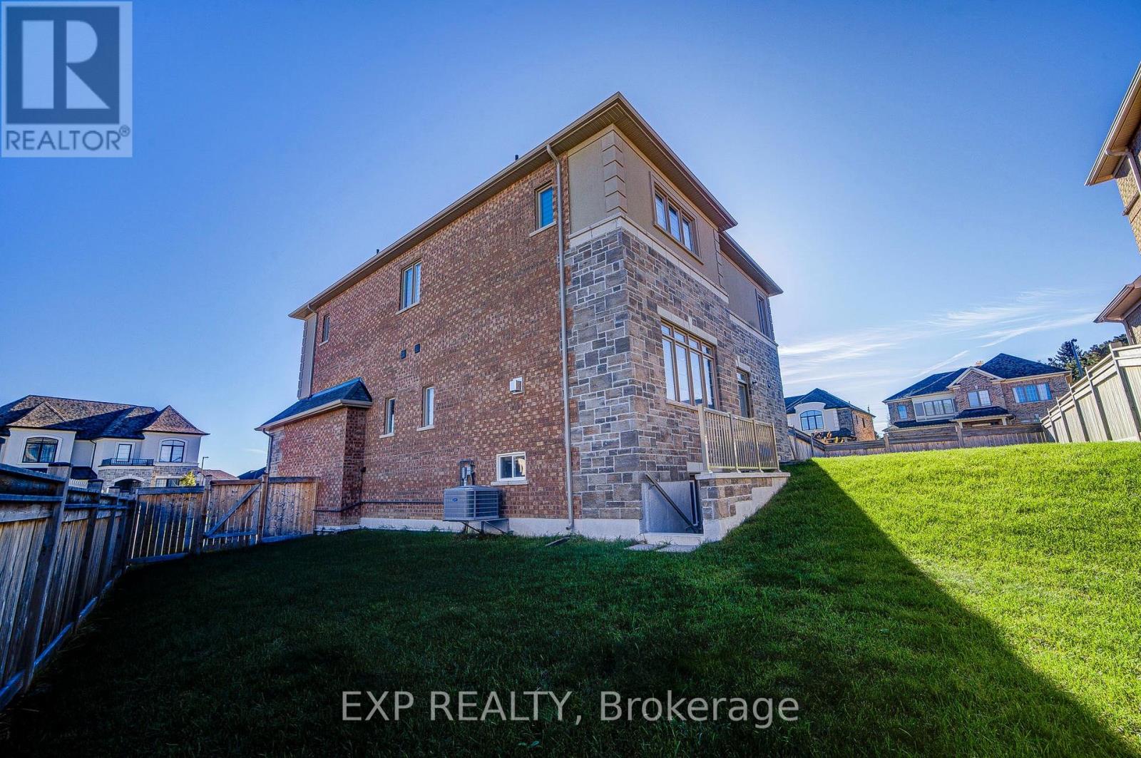 2 Pietrowski Drive, Georgina, ON photo 48