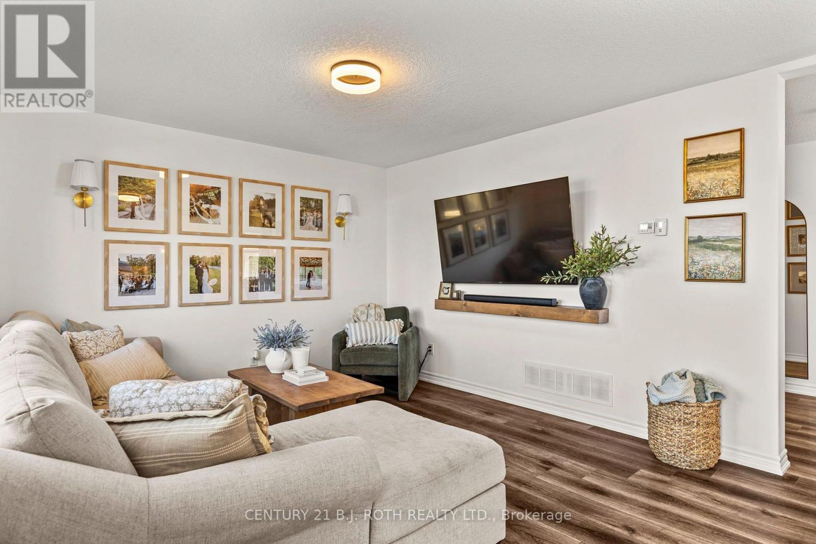 263 Quebec Street, Clearview photo 11