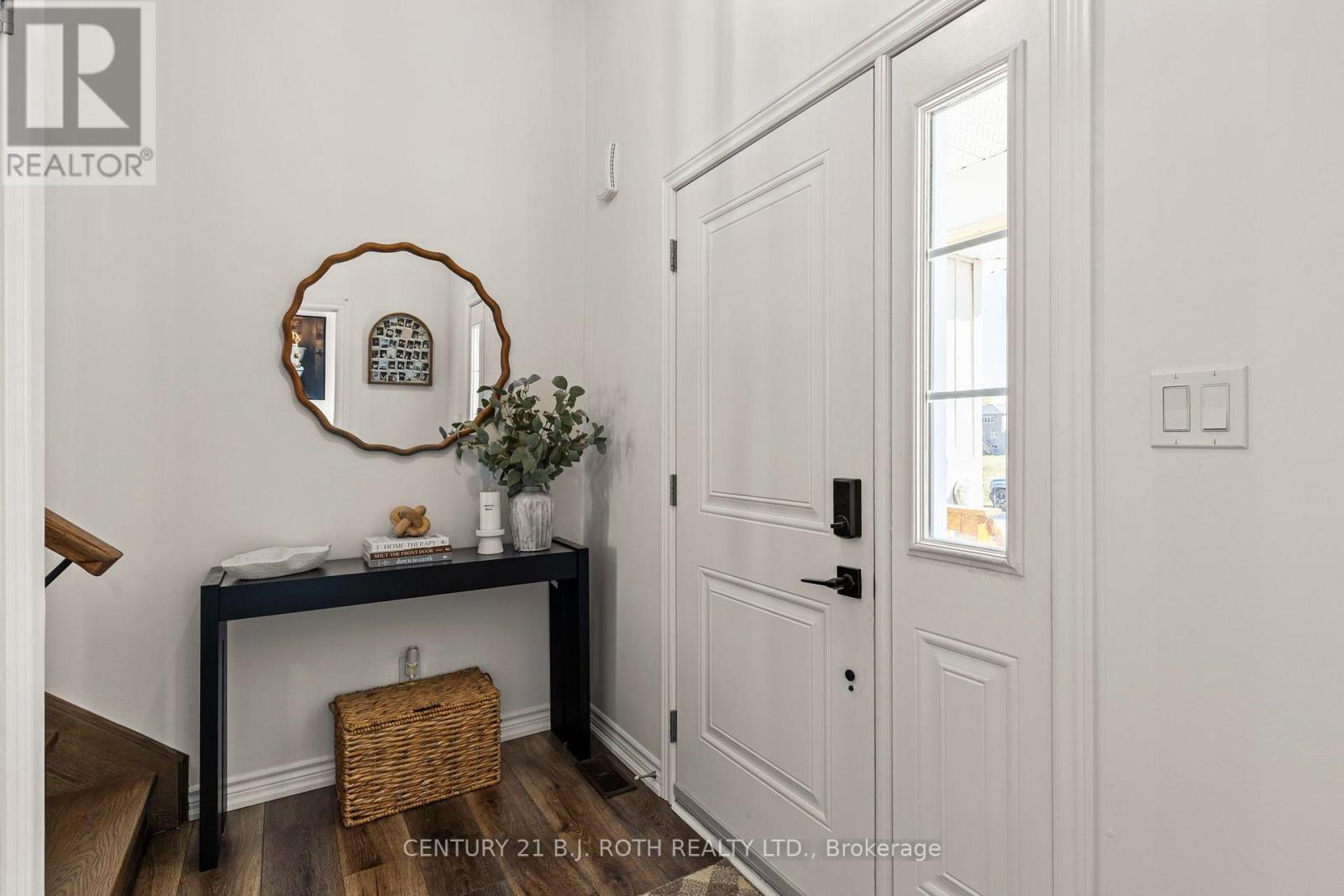 263 Quebec Street, Clearview photo 3