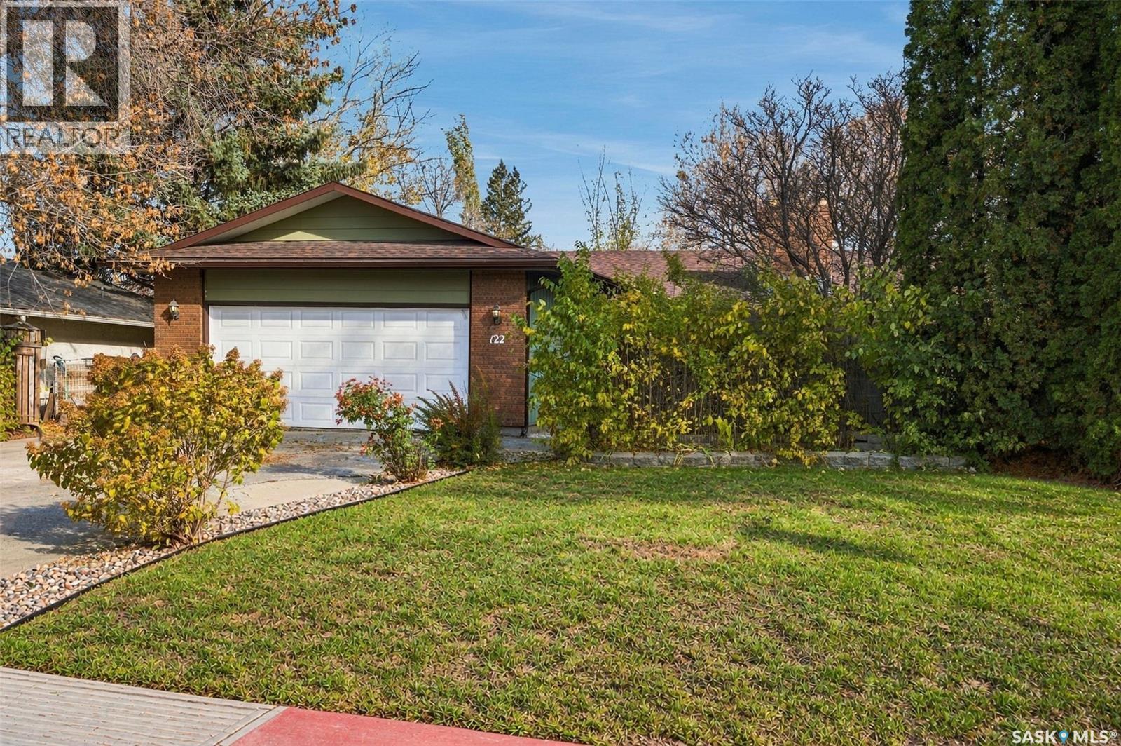 122 MICHENER DRIVE, Regina — photo 2