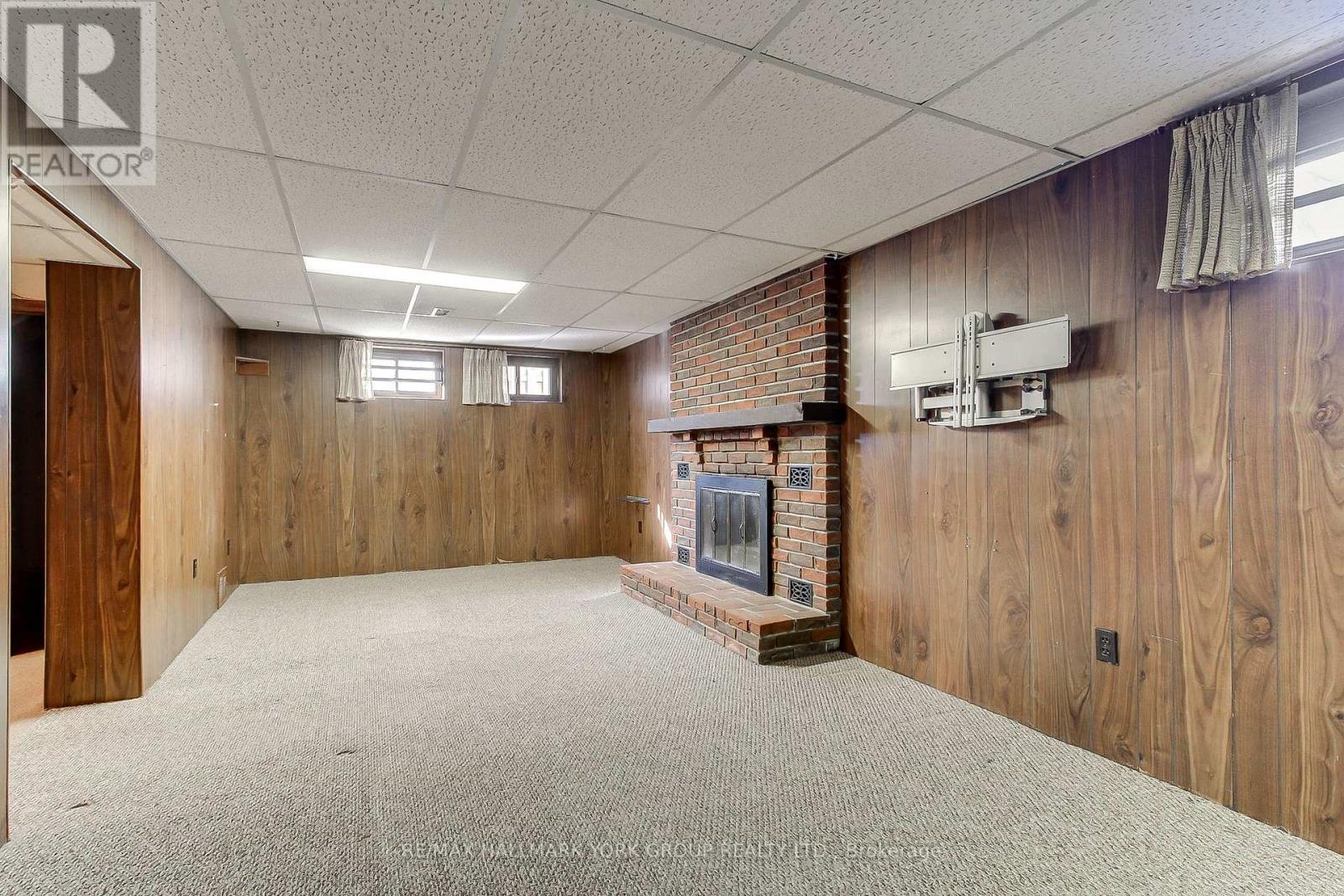 10 Harefield Drive, Toronto, ON photo 34