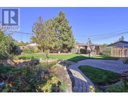 10 Harefield Drive, Toronto, ON M9W4C7 Photo 40