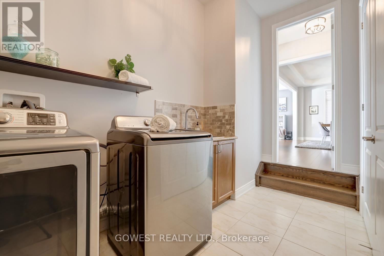 14 Threshing Mill Boulevard, Oakville, ON photo 19